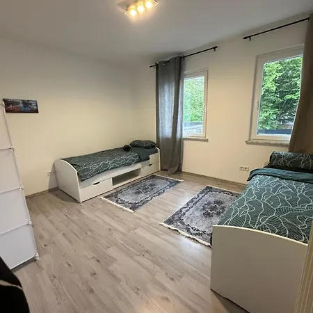 Apartman Monteurswohnung Am Schloss 1 *