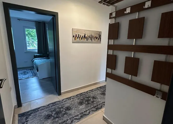 Appartement Monteurswohnung Am Schloss 1 *