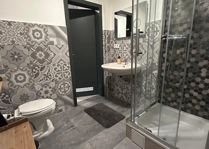 Monteurswohnung Am Schloss 1 *