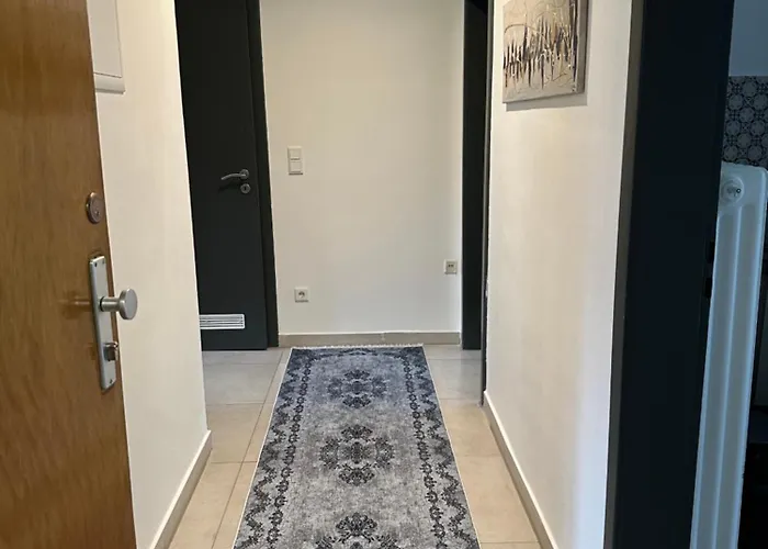 Monteurswohnung Am Schloss 1 *